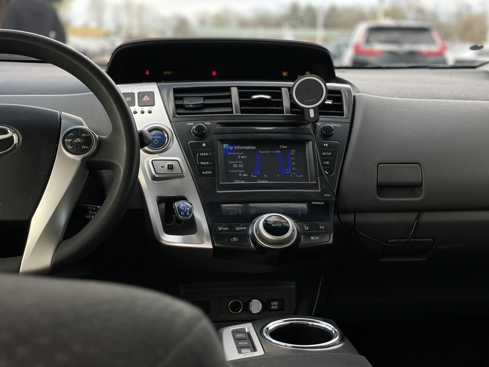 Toyota Prius V HYBRID