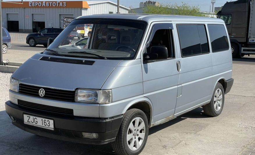 Volkswagen Caravelle