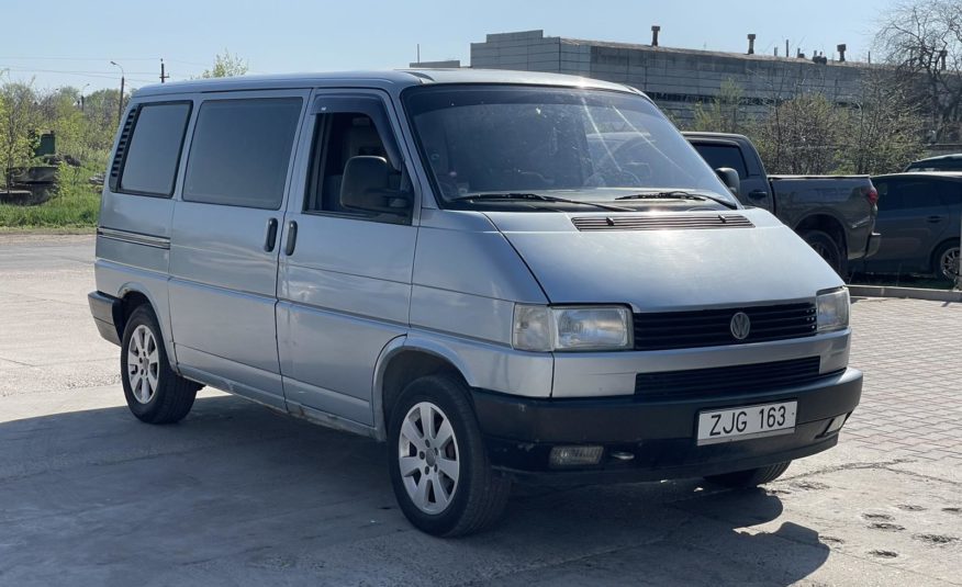 Volkswagen Caravelle