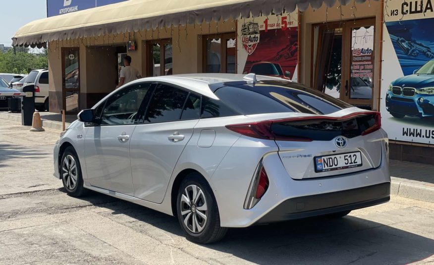 Toyota Prius Prime Plug-In-Hybrid