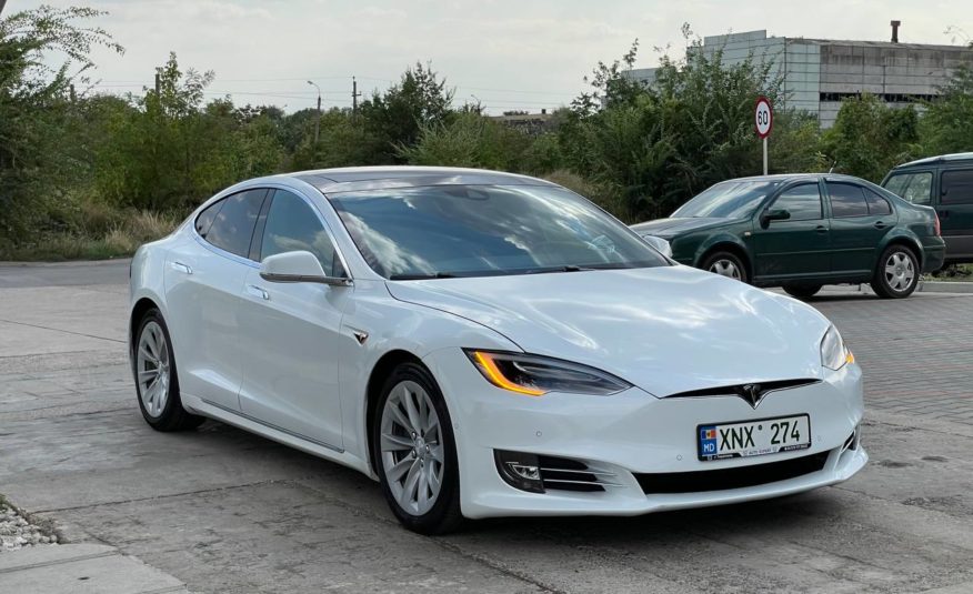 Tesla Model S 75D