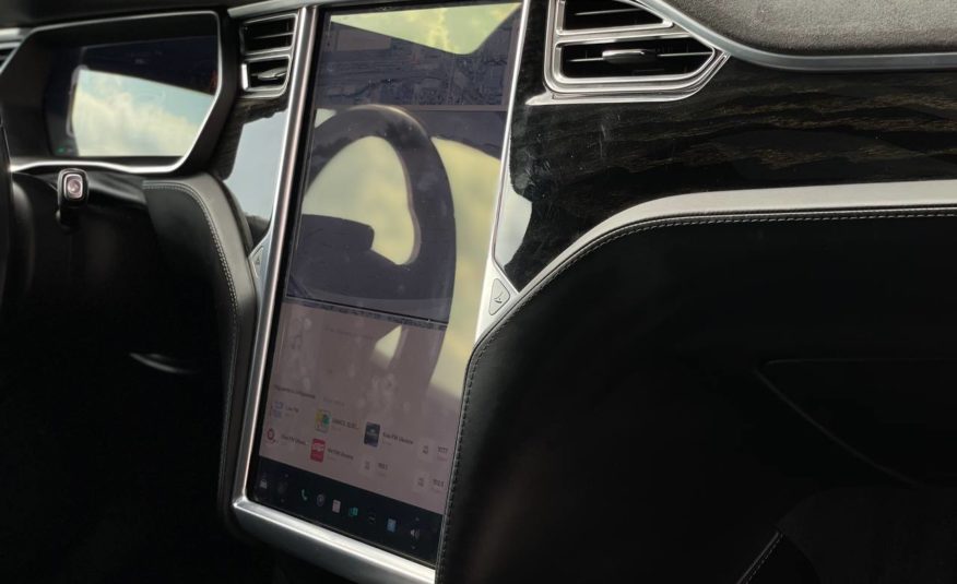 Tesla Model S 75D