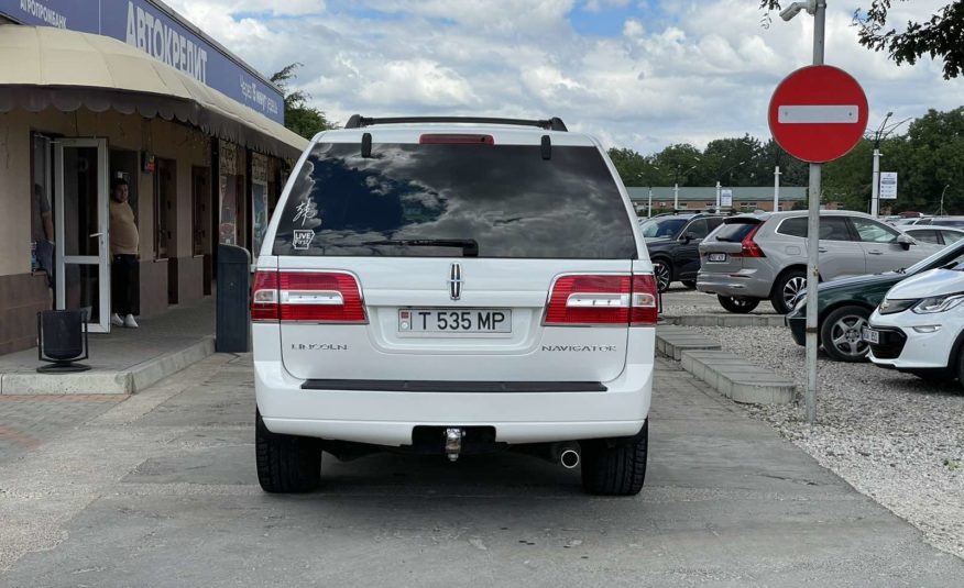 Lincoln Navigator