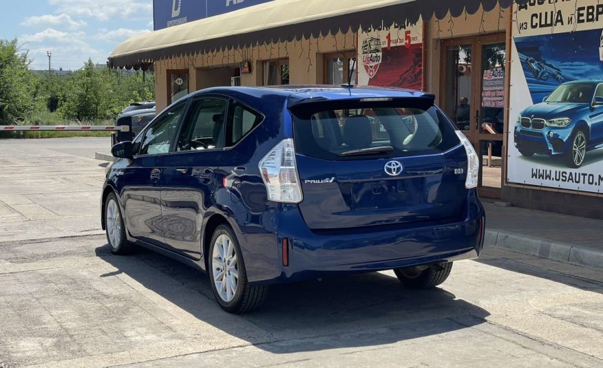 Toyota Prius V Hybrid