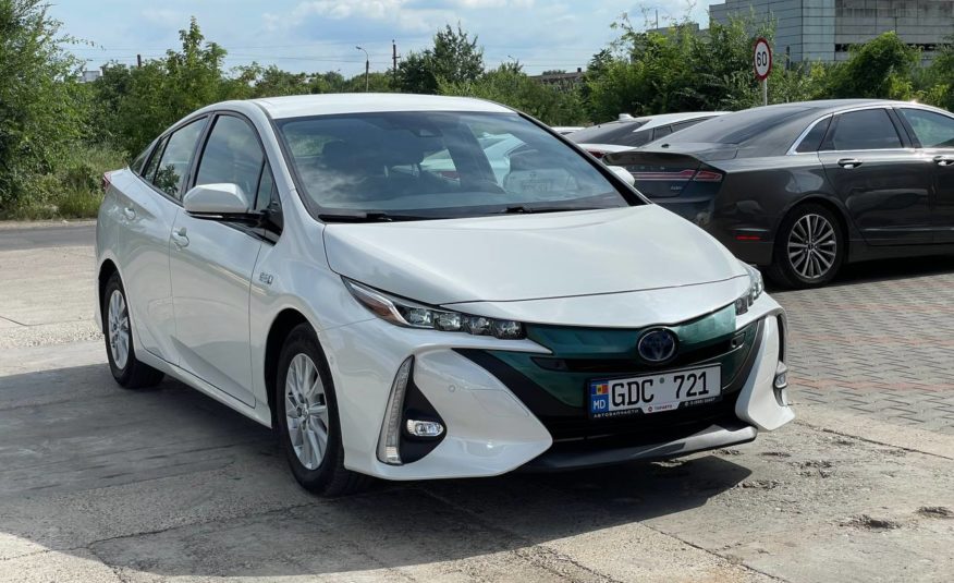 Toyota Prius Prime Plug-In-Hybrid