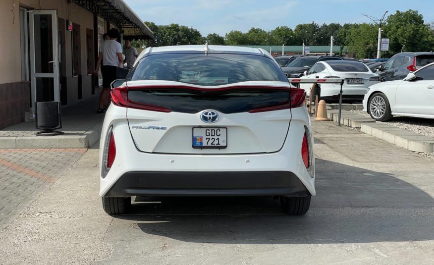 Toyota Prius Prime Plug-In-Hybrid