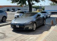 Tesla Model S 85