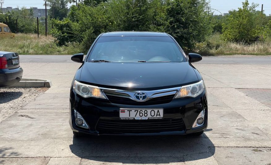 Toyota Camry Hybrid