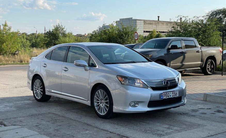 Lexus HS250h