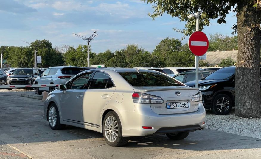 Lexus HS250h