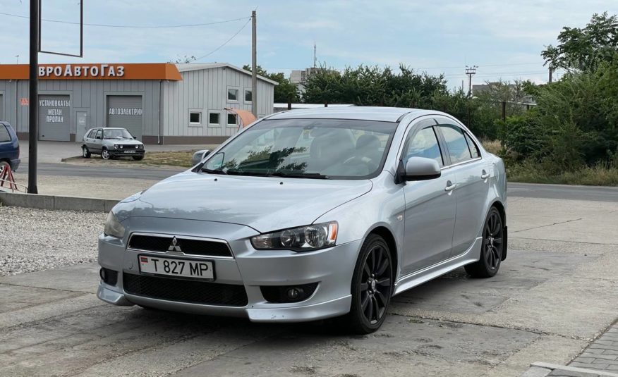 Mitsubishi Lancer