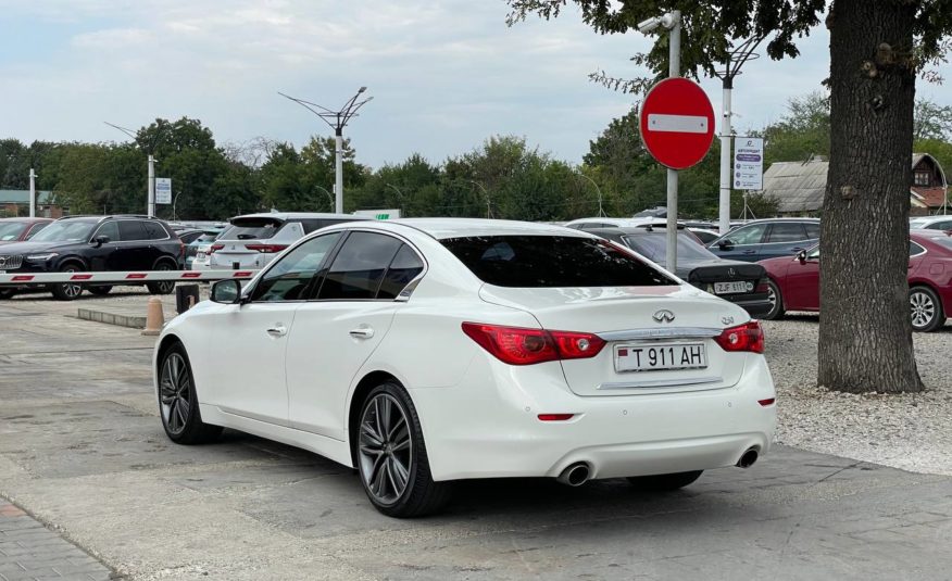 Infiniti Q50