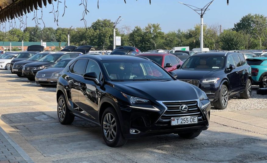 Lexus NX200t