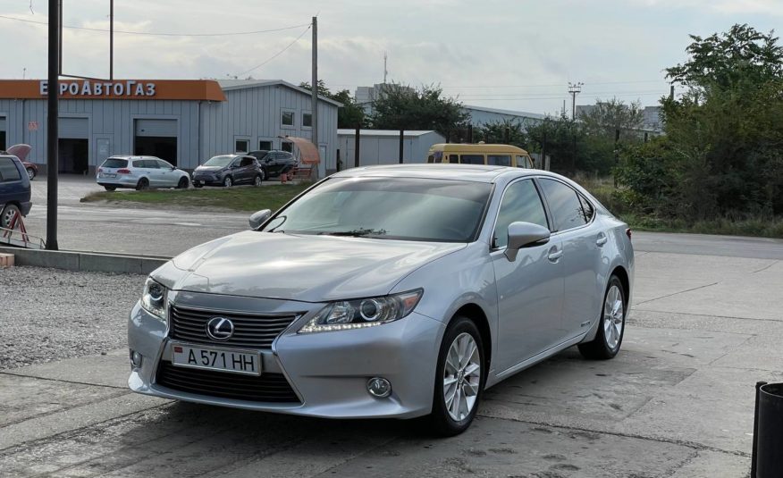 Lexus ES300h