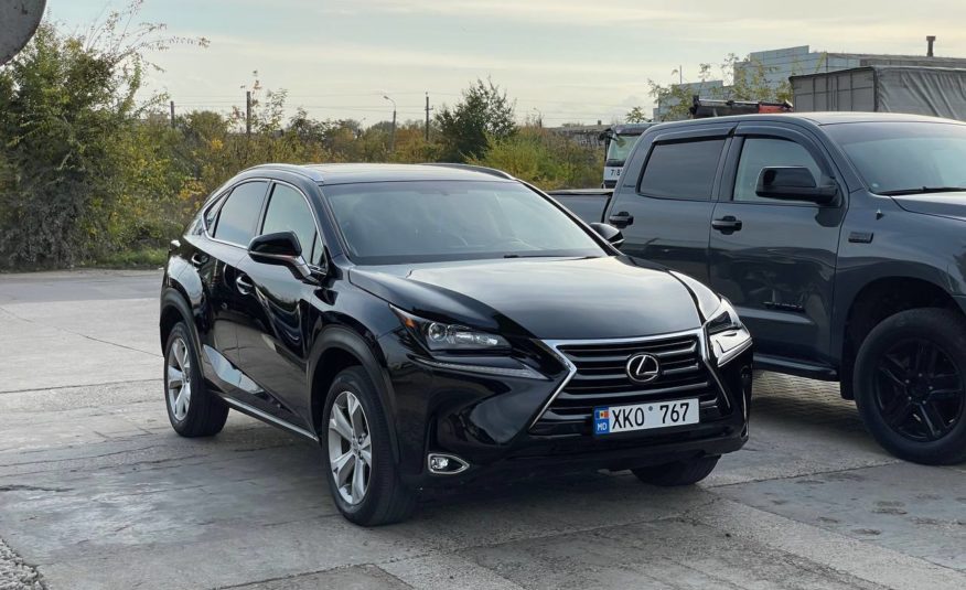 Lexus NX200t