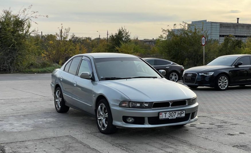 Mitsubishi Galant