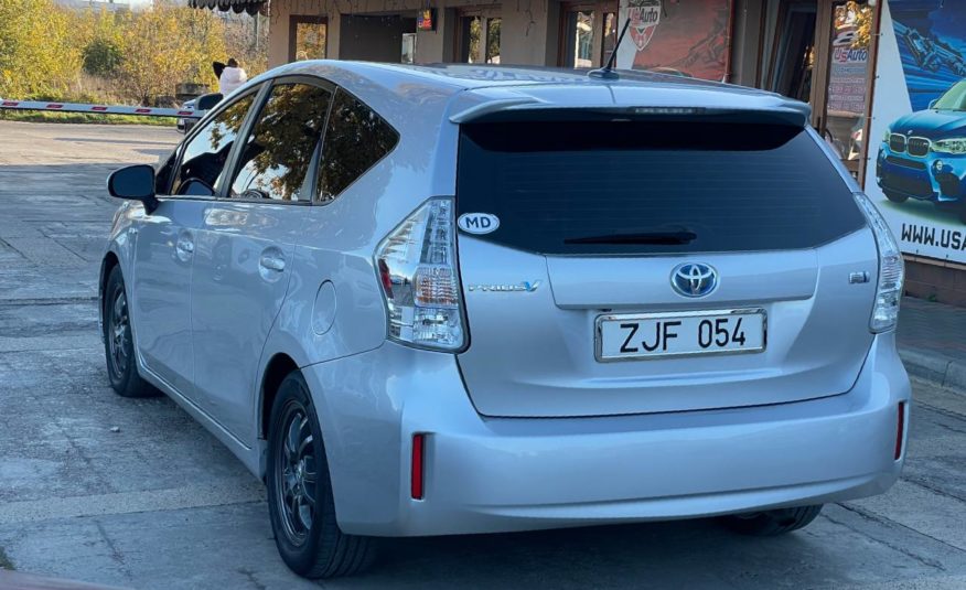 Toyota Prius V Hybrid