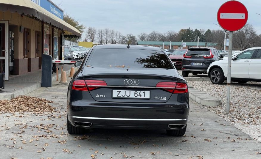 Audi A8 Long Quattro