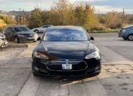 Tesla Model S 85