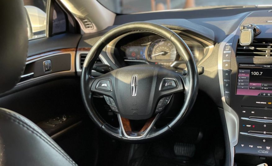 Lincoln MKZ Hybrid