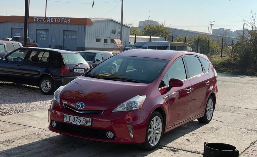 Toyota Prius V Hybrid