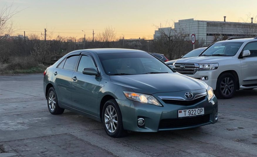 Toyota Camry 45 Hybrid