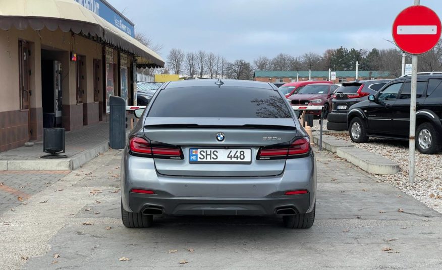 BMW G30 530e