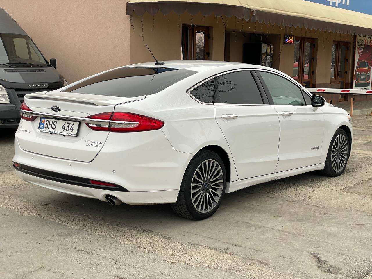 Ford Fusion Hybrid