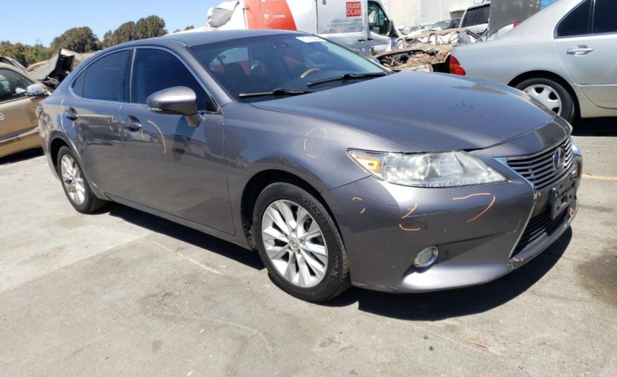 Lexus ES300h