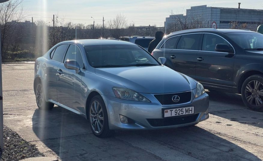 Lexus IS220d