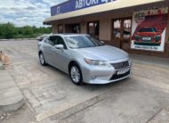 Lexus ES300h