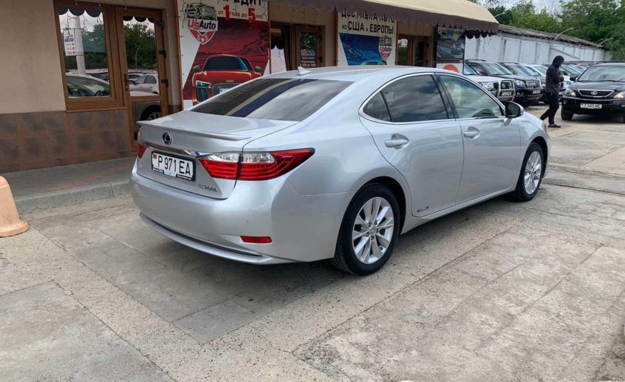 Lexus ES300h