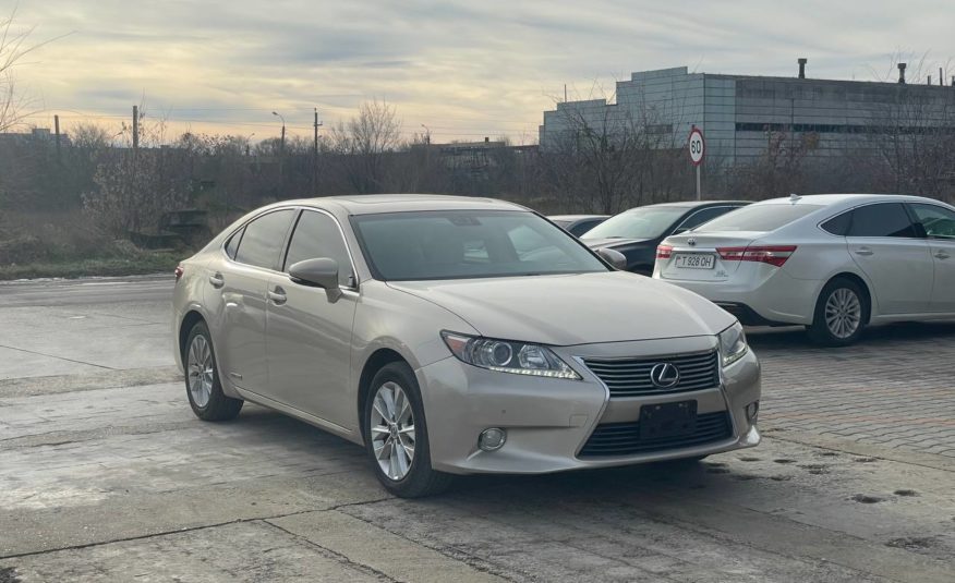 Lexus ES300h