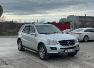 Mercedes Benz ML320