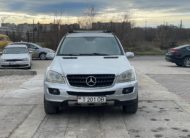 Mercedes Benz ML320