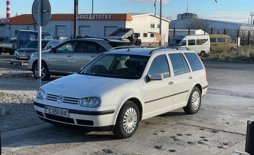 Volkswagen Golf 4