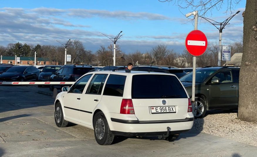 Volkswagen Golf 4