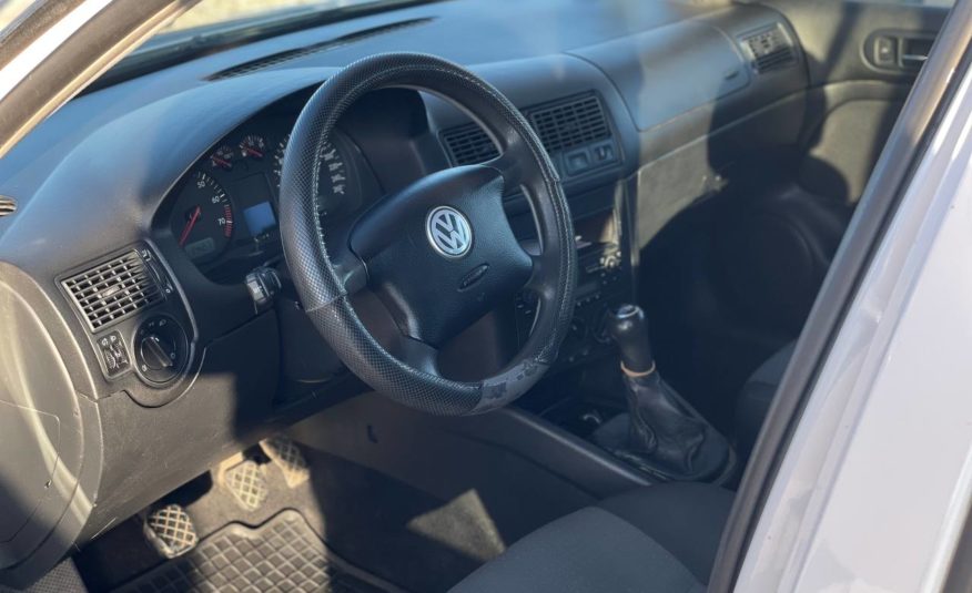 Volkswagen Golf 4