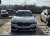 BMW G12 740i