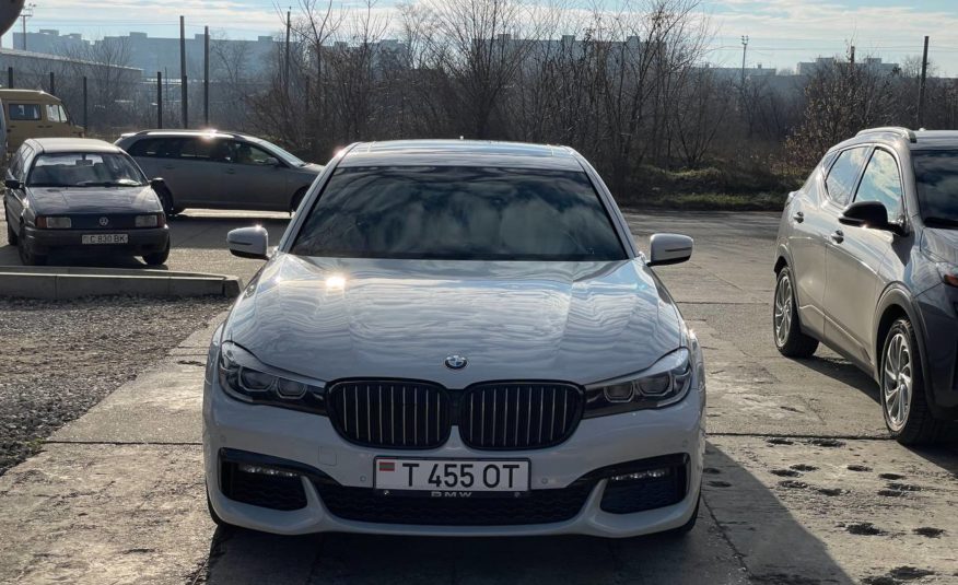 BMW G12 740i