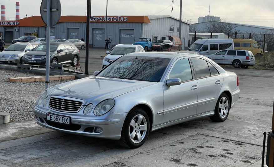 Mercedes Benz W211 E-class