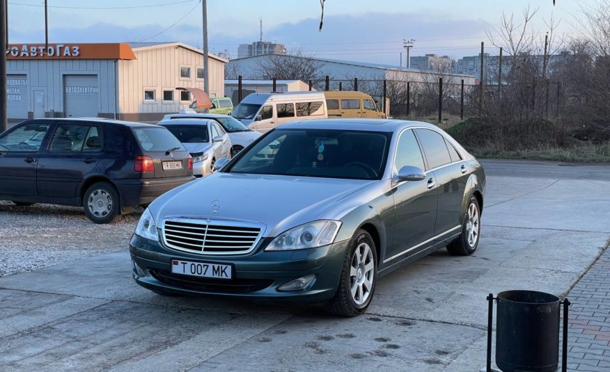 Mercedes Benz S350 W221