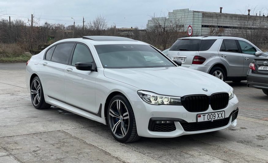 BMW G12 740i