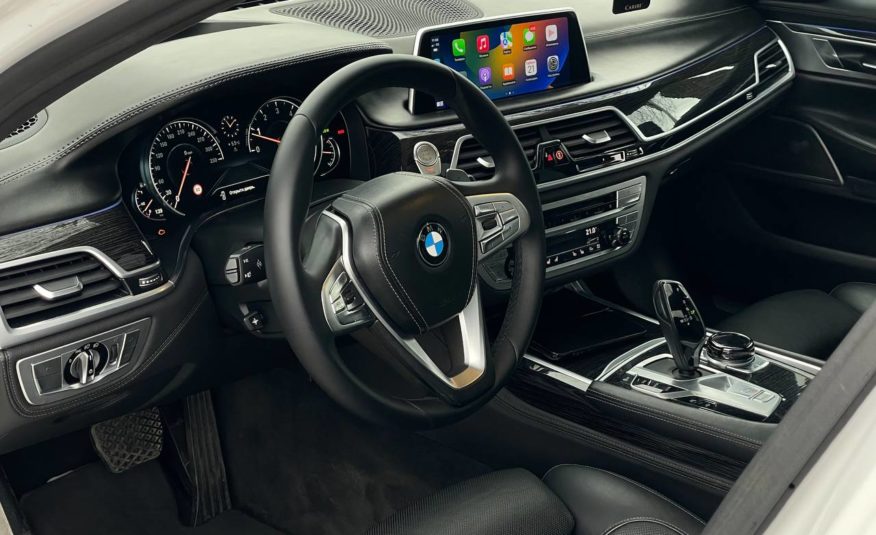 BMW G12 740i