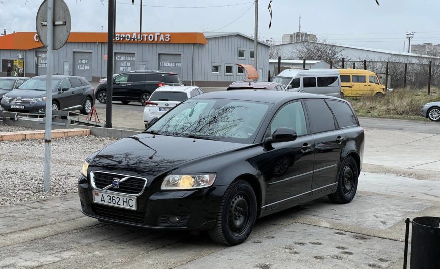 Volvo V50