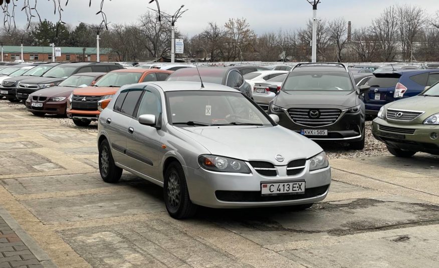 Nissan Almera