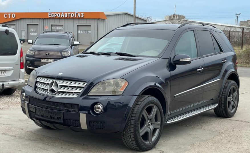 Mercedes Benz ML550