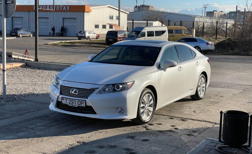 Lexus ES300h