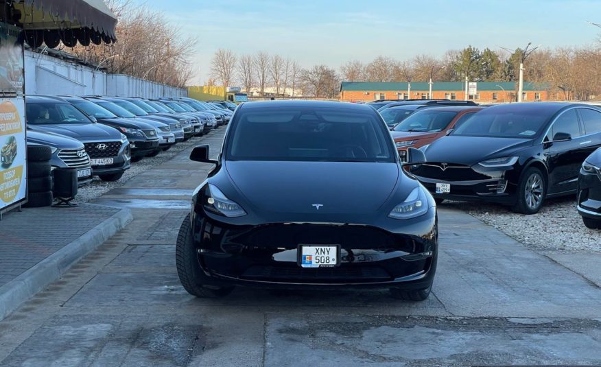 Tesla Model Y Dual Motor