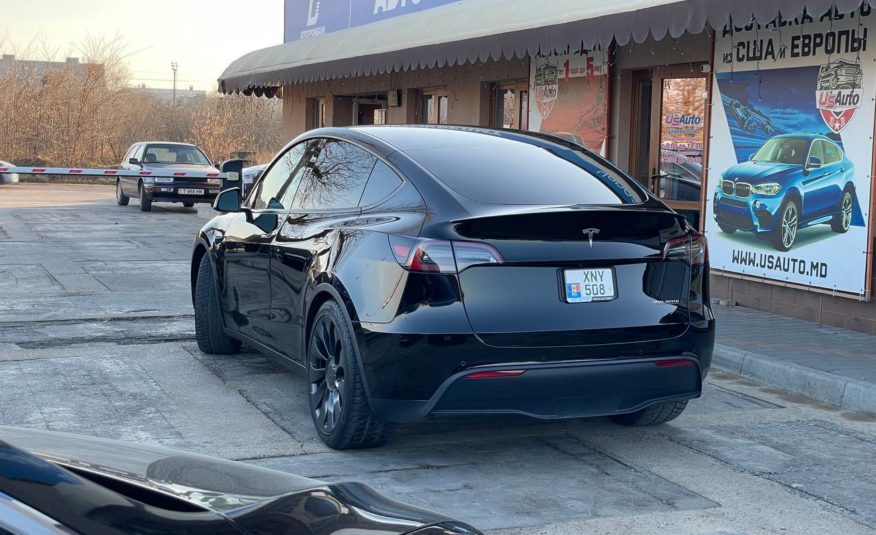 Tesla Model Y Dual Motor